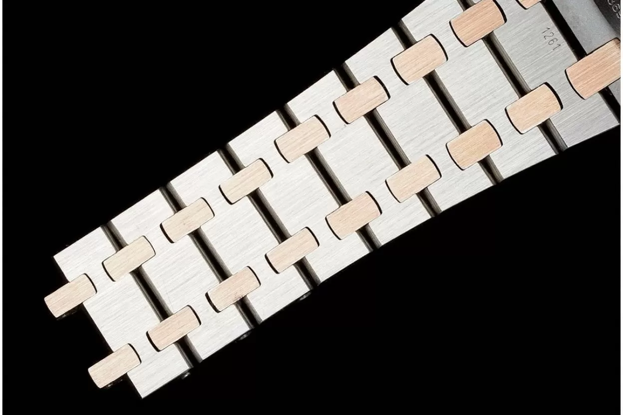 Royal Oak Ladies 67650 33mm RG/SS White ZF Swiss Qtz - Image 17