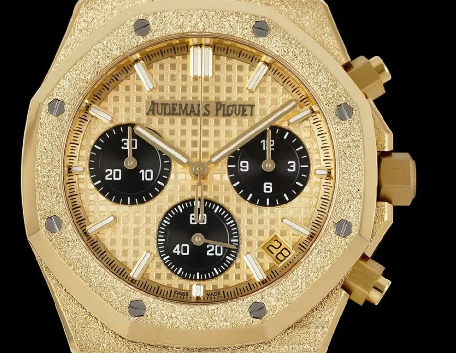 Royal Oak Chrono 26240BA Frosted 41mm YG/YG Gold/Blk APS SH4401 Super Clone - Image 2