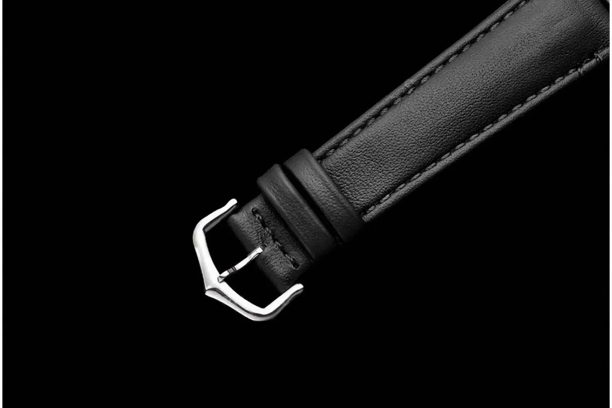 Tank Must SS/LE White Dial On Black Leather Strap K11F Quartz - Image 17