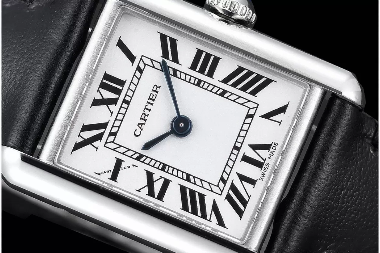 Tank Must Small White dial On Black Leather Strap K11F Quartz - Image 4