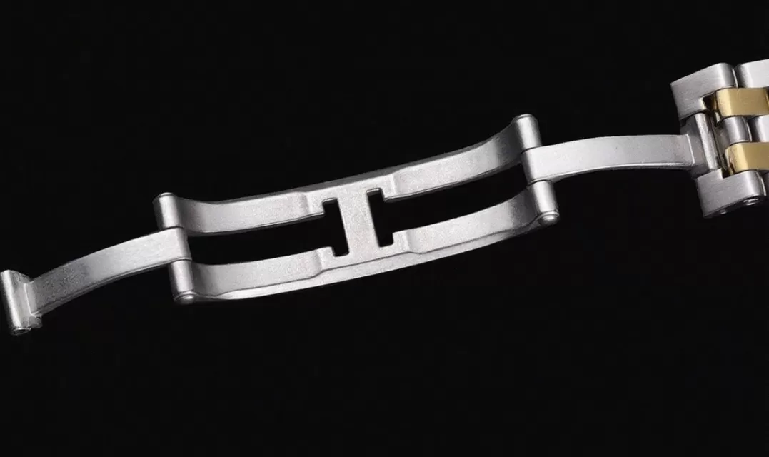 Panthere Secrete De Ladies 27mm YG/SS White Dial 8848F Swiss Qtz - Image 16