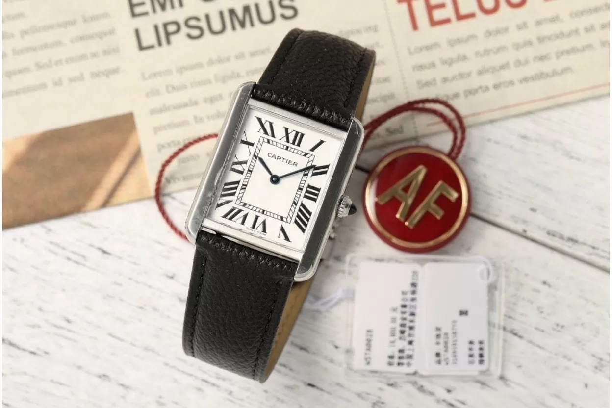Cartier - Tank Solo 27.4mm White Dial on Lychee Grain Leather AF Quartz - Image 2