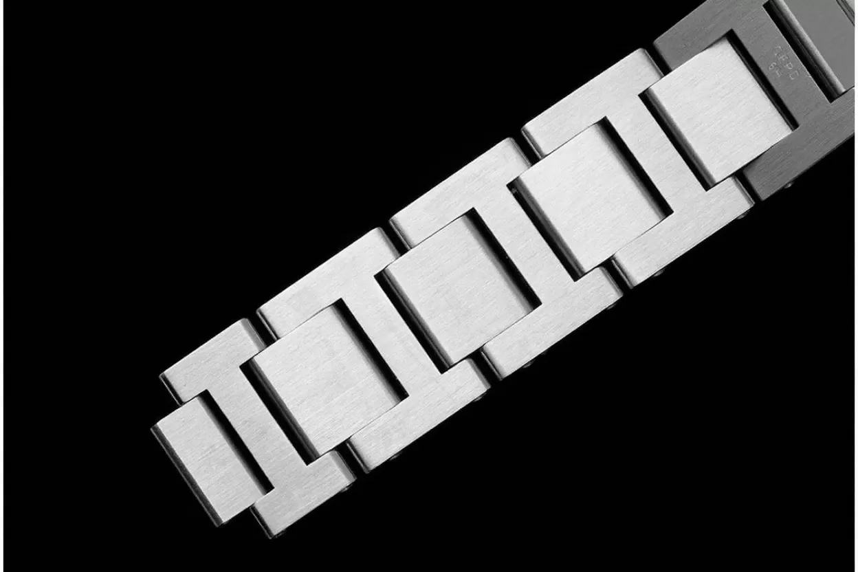 Ballon Bleu 36mm SS/SS White Dial V6F Quartz - Image 15