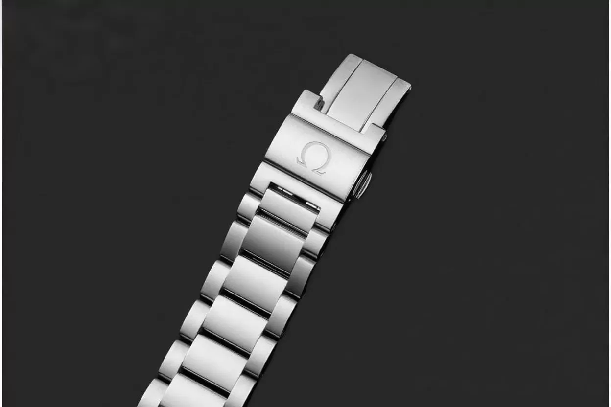 Aqua Terra 150m 41mm SS/SS Blue VSF A8500 - Image 18