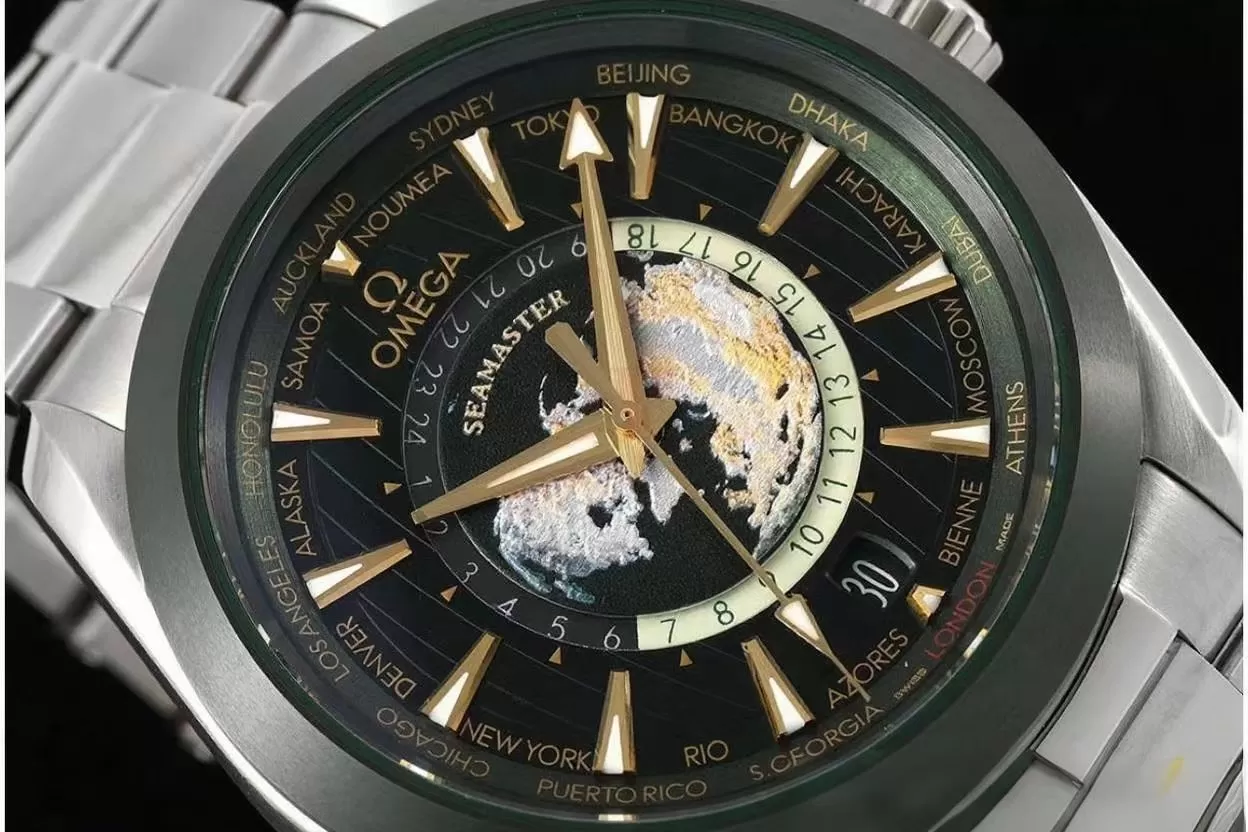 Aqua Terra 150M 43mm Worldtimer SS/SS Green Dial VSF A8938 - Image 3