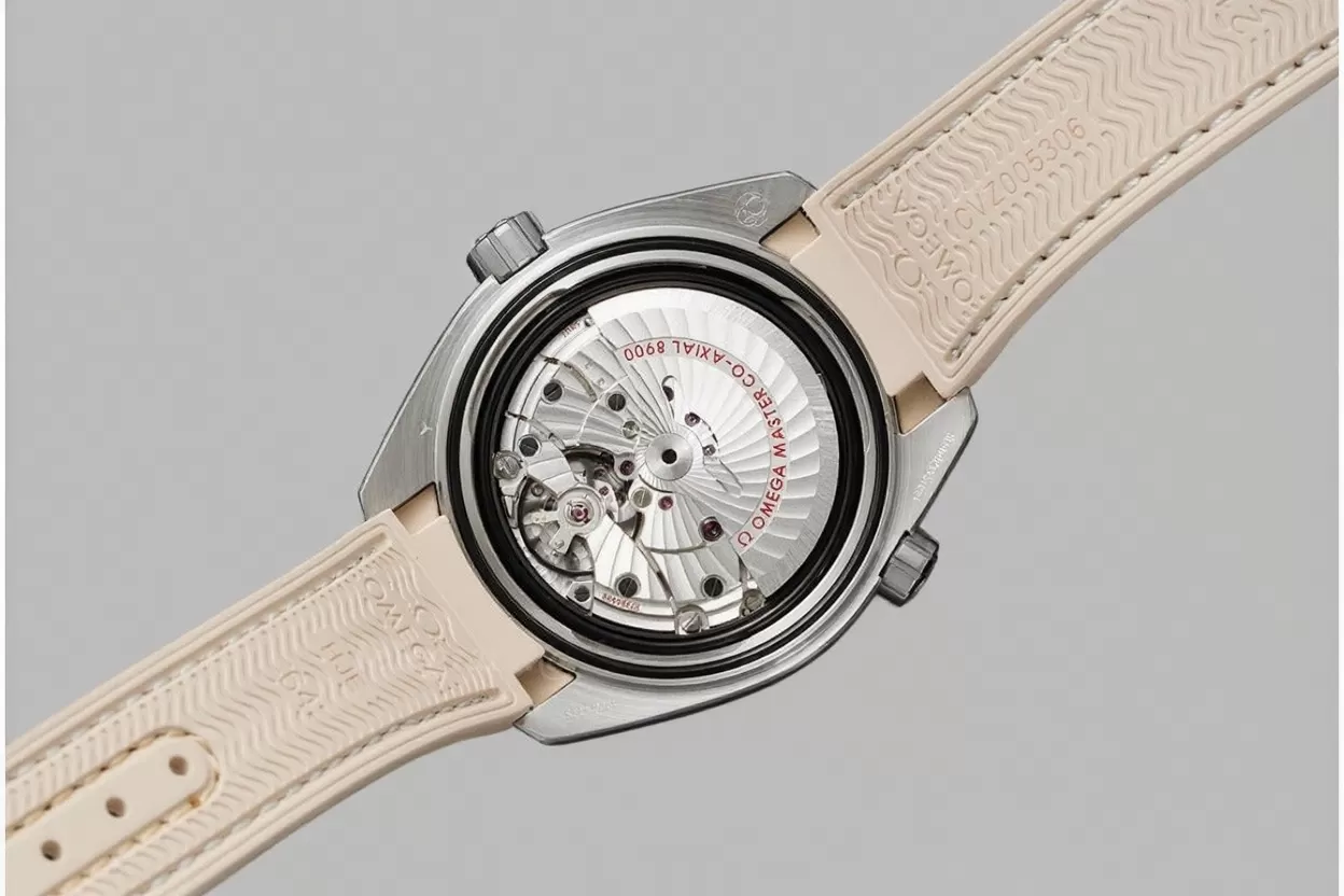 Seamaster 600M 43.5mm SS/RU Beige Dial VSF A8900 Super Clone - Image 9
