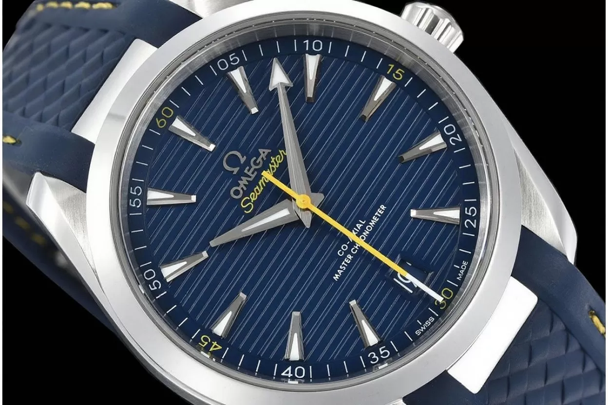 Aqua Terra 150m 'Mondo' 41mm SS/RU Blue Dial VSF A8900 - Image 4