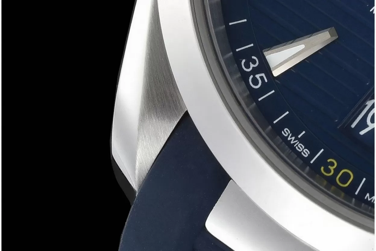 Aqua Terra 150m 'Mondo' 41mm SS/RU Blue Dial VSF A8900 - Image 6