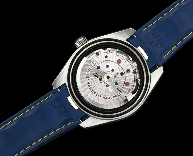 Aqua Terra 150m 'Mondo' 41mm SS/RU Blue Dial VSF A8900 - Image 8
