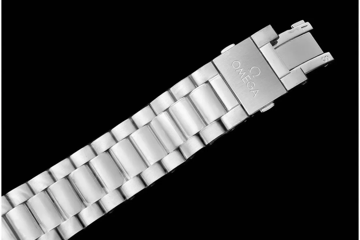Aqua Terra 150m 2024 41mm SS/SS Black Dial VSF A8900 - Image 20