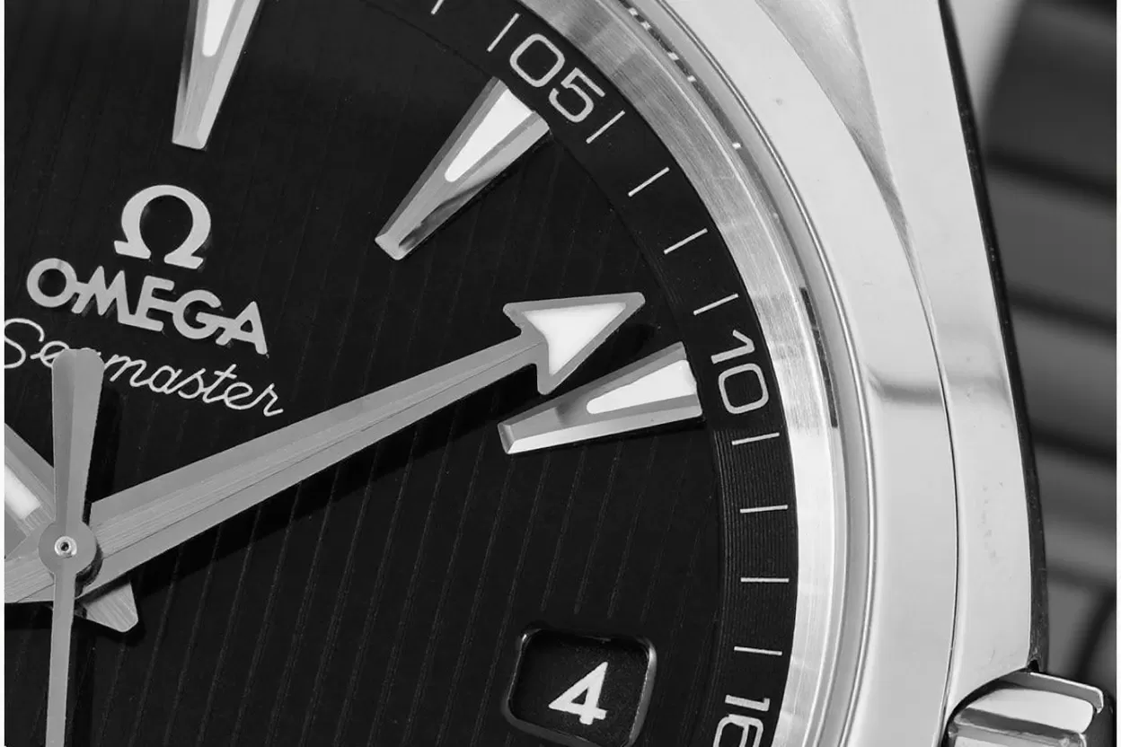 Aqua Terra 150m 41mm SS/SS Black Dial VSF A8500 - Image 5