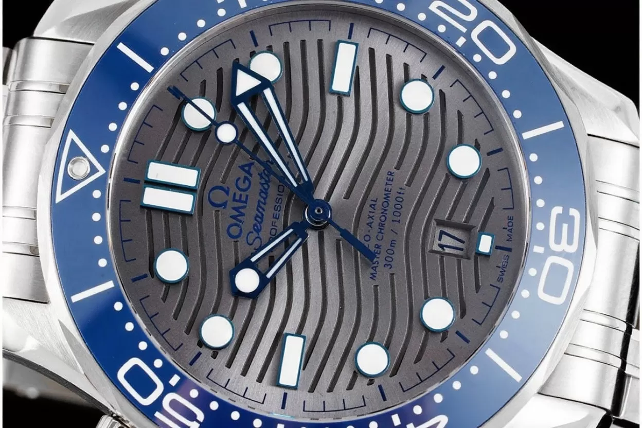 Seamaster 300m 42mm SS/SS Grey VSF A8800 - Image 4