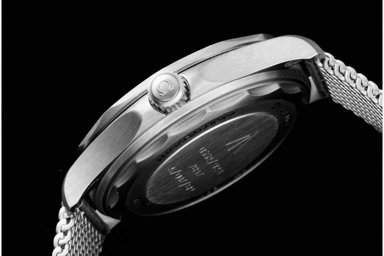 Seamaster 300m No Time To Die 007 TI/SS VSF V4 A8806 - Image 9