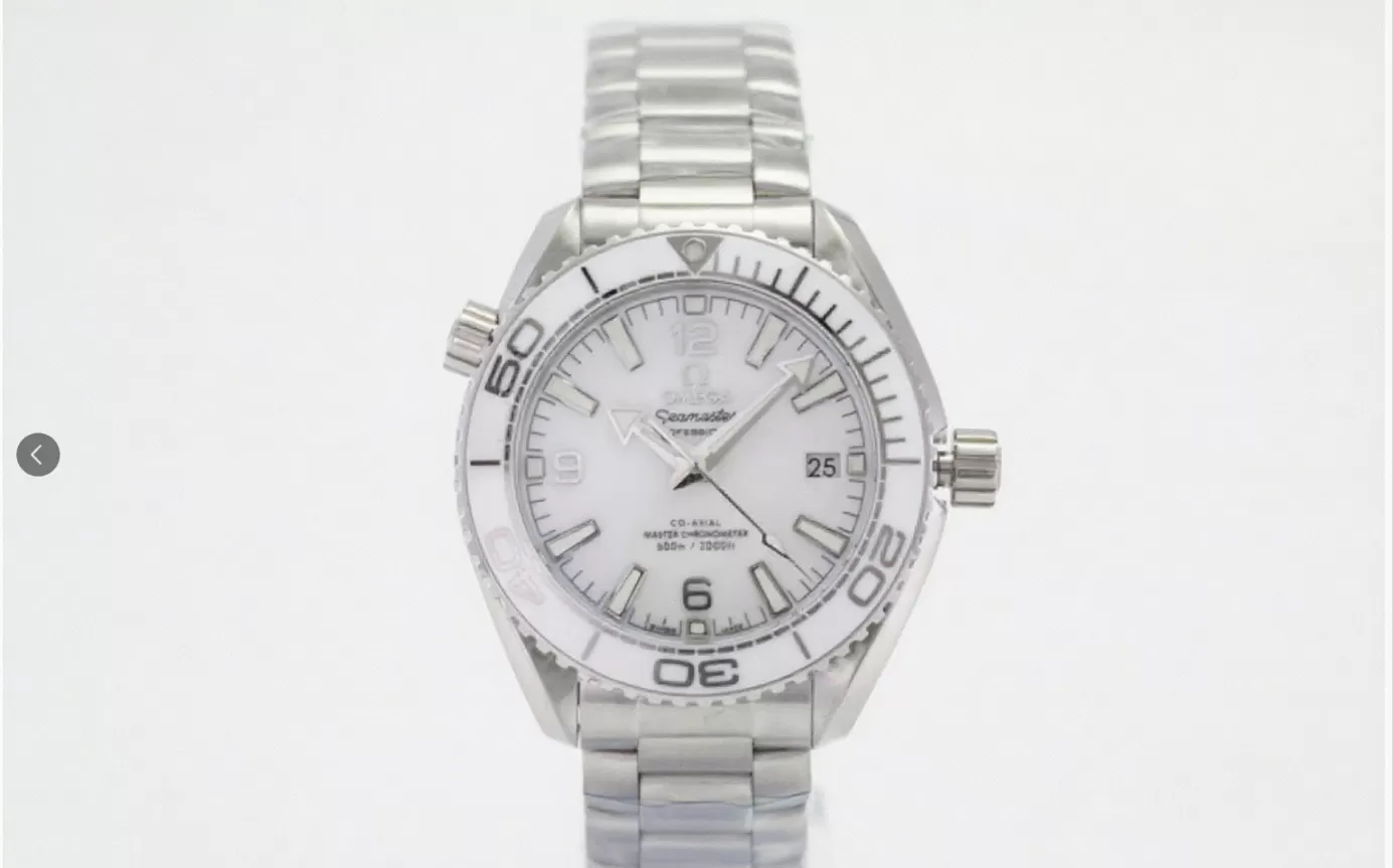 Planet Ocean 600M 39.5mm SS/SS Ladies White Dial VSF A8800