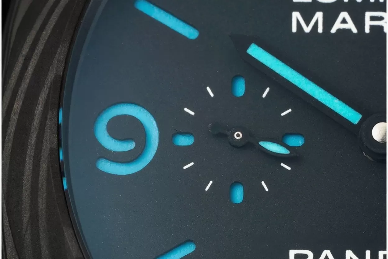 PAM1661 Lum. Carbotech Auto 44mm FC/NY VSF P9010 - Image 5
