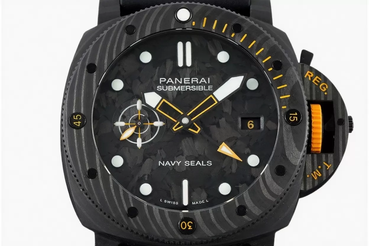 Submersible PAM1324 44mm Carbon/RU Black Dial VSF P9011 - Image 2
