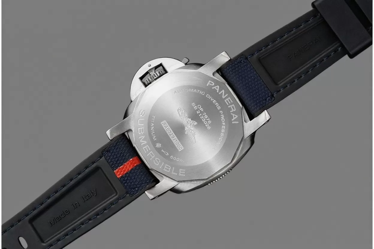 Submersible PAM1507 Luna Rossa 42mm SS/RU Blue Dial VSF P900 - Image 9