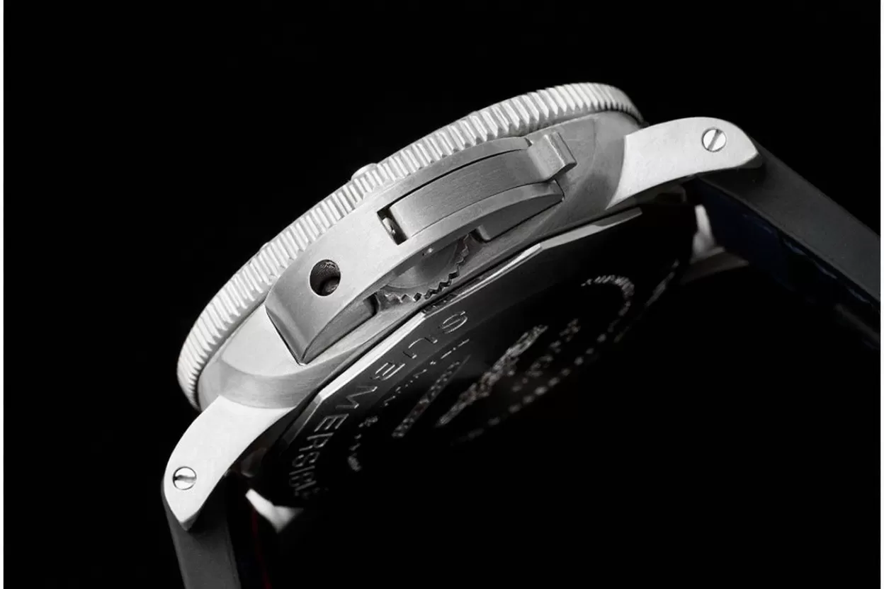 Submersible PAM1507 Luna Rossa 42mm SS/RU Blue Dial VSF P900 - Image 8