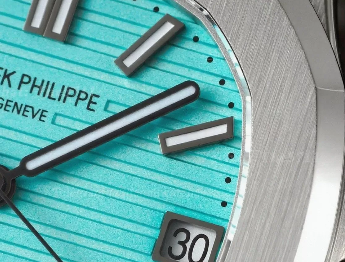 Nautilus 40mm 5711 Tiffany Blue SS/SS 3KF A330 - Image 4