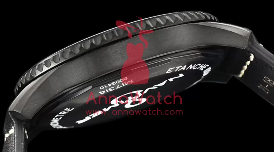 Navitimer 8 Automatic 41 A17314 PVD/LE Black ZF A2824 - Image 10